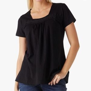BNWT Women's square neck short sleeved Tee, loose and lace pleated tunic!